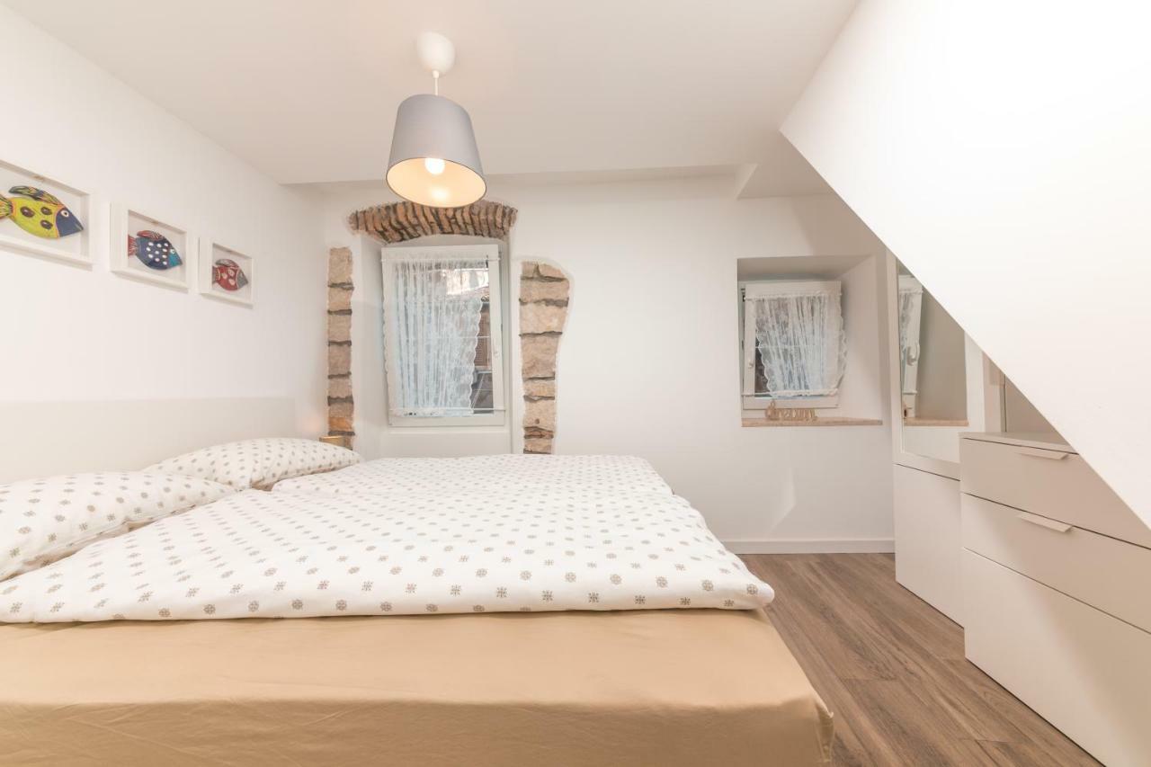 Mariva Downtown Apartment With Free Parking ロヴィニ エクステリア 写真